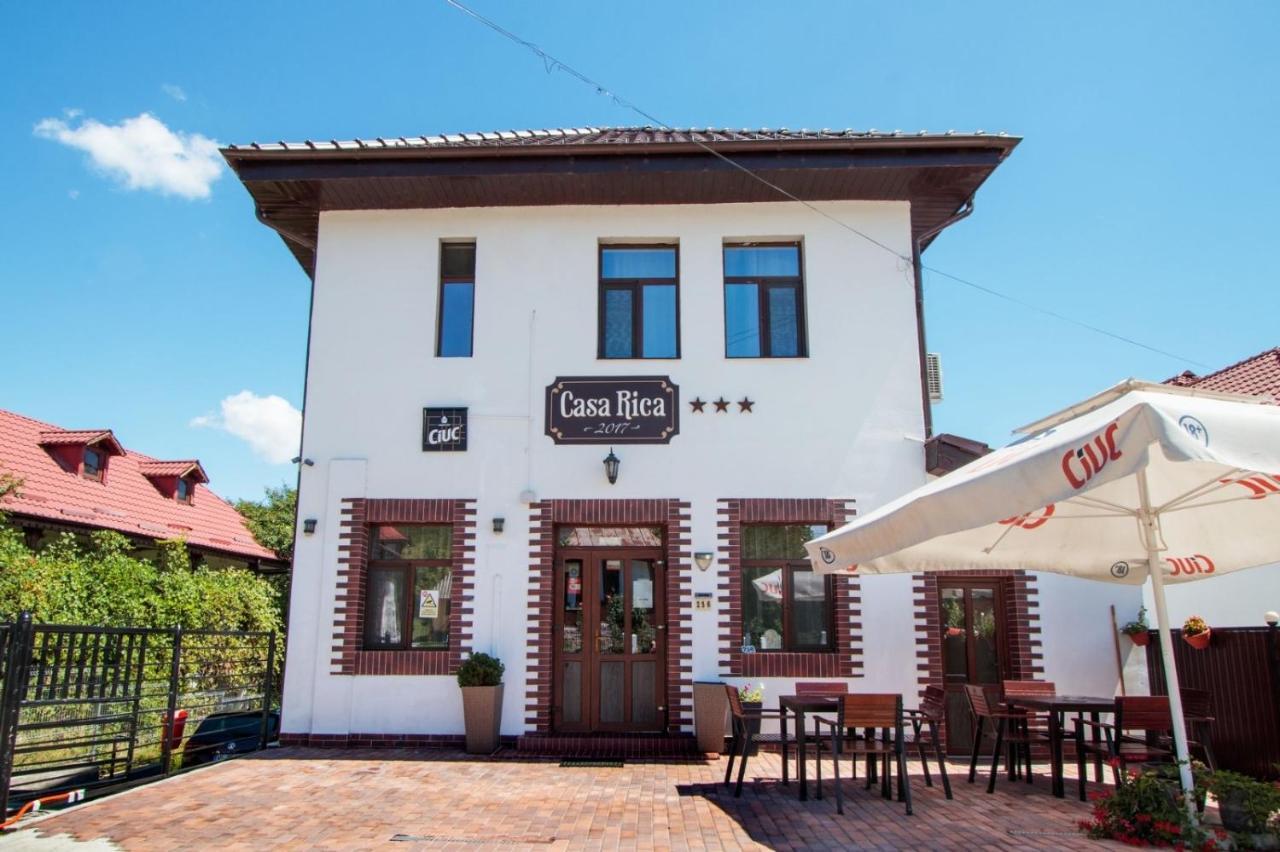Pensiunea Casa Rica Călimăneşti Exteriör bild